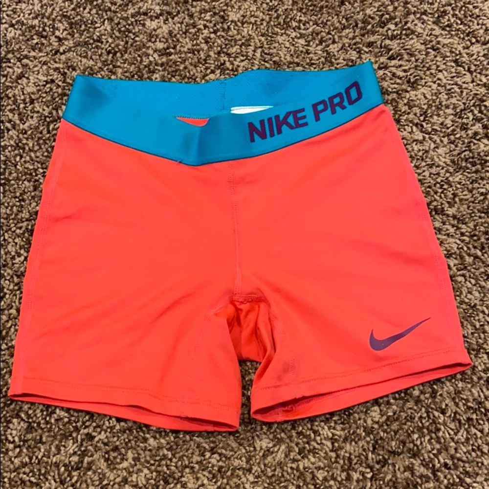 Nike pros, youth
